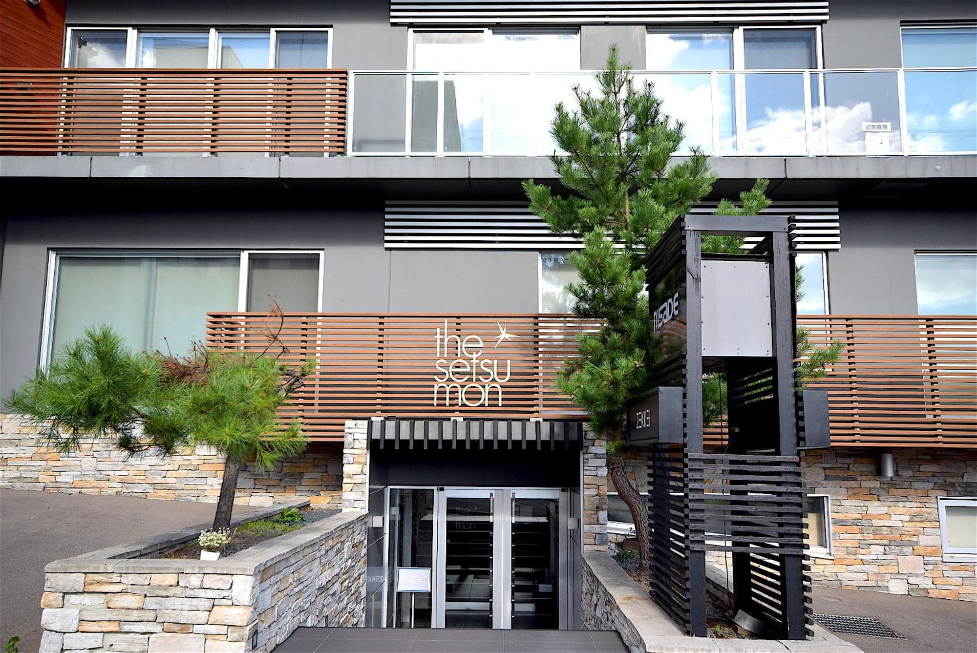 The Setsumon Apartment Niseko Bagian luar foto